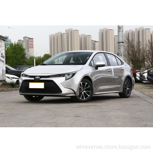 Hybrid Automobile Car Toyota LEVIN Second Hand Car Silver 4 Doors 5 Seats